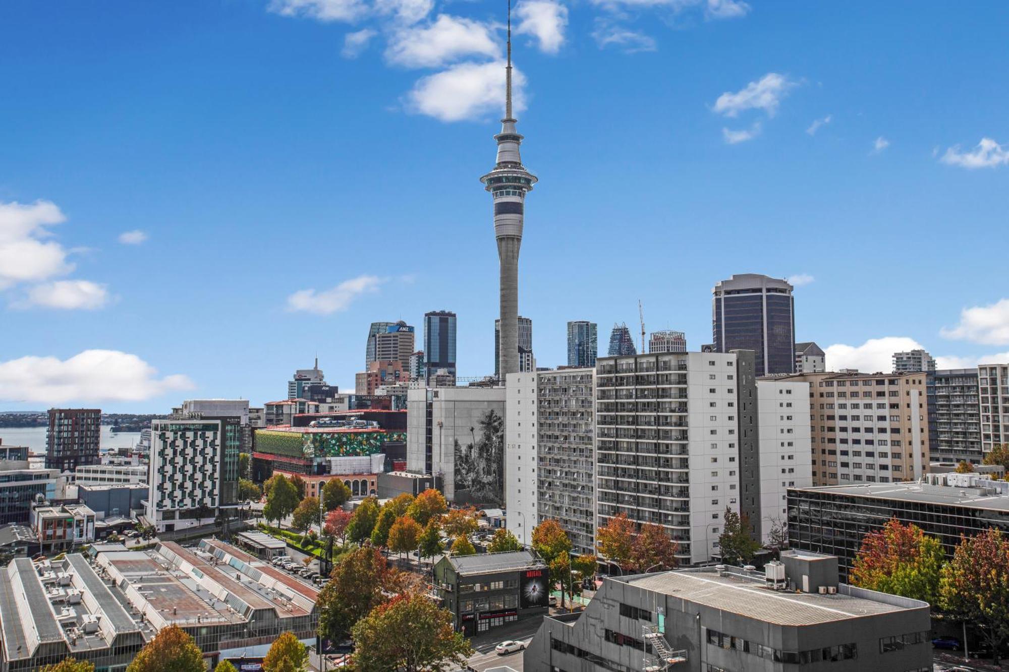 Skyline Serenade Apt With Skycity View And Parking Auckland Exterior foto